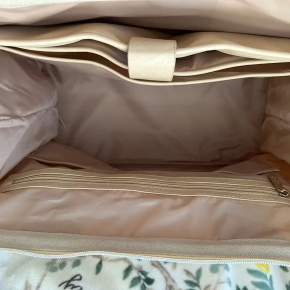 BEIS Cream and Tan Travel Bag - Picture 4 of 5